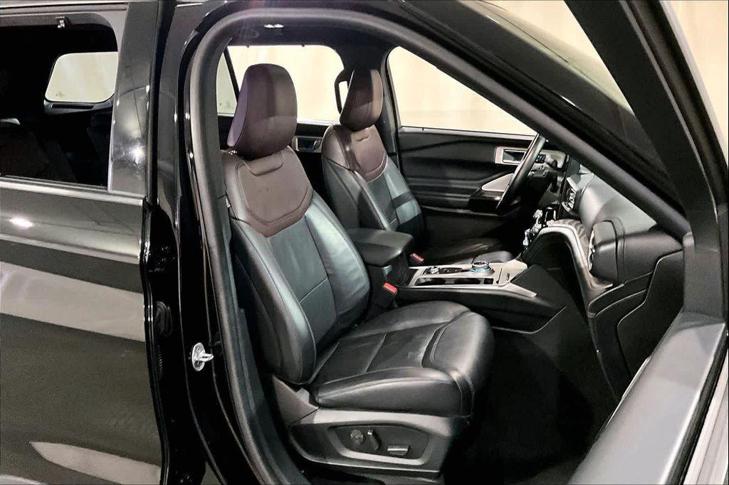 used 2022 Ford Explorer car, priced at $32,987