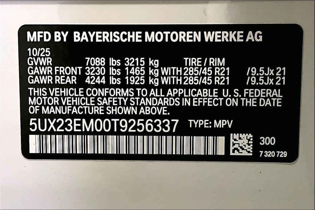 new 2026 BMW X7 car, priced at $93,965