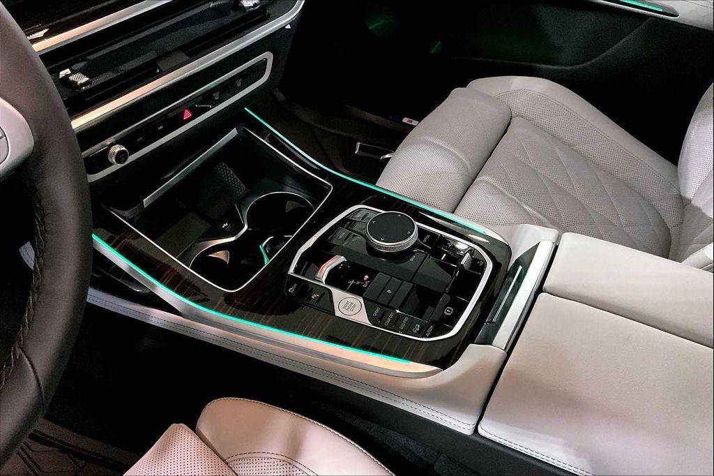 new 2026 BMW X7 car, priced at $93,430