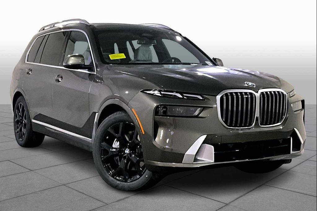 new 2026 BMW X7 car, priced at $93,430