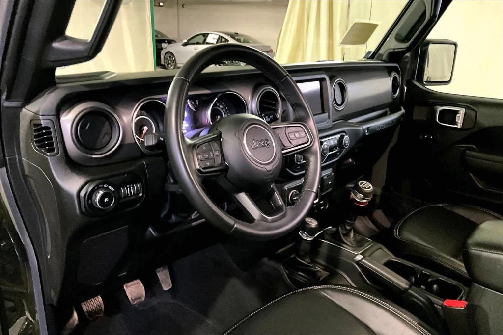 used 2022 Jeep Wrangler Unlimited car, priced at $31,487