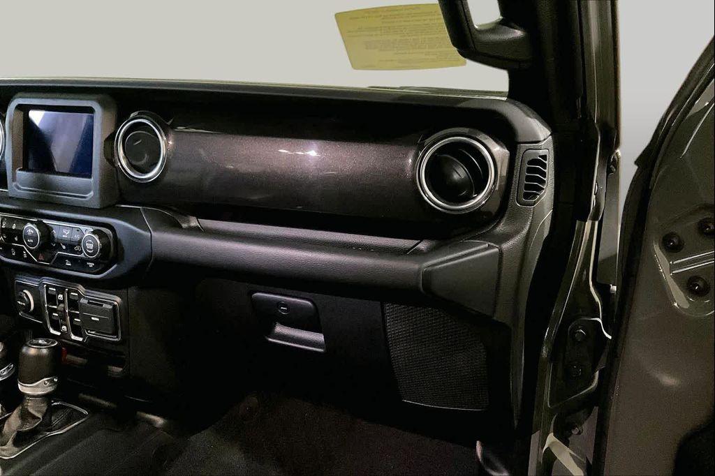 used 2021 Jeep Wrangler Unlimited car, priced at $30,082