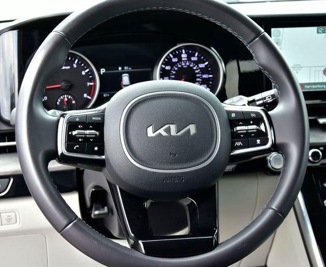 used 2024 Kia Carnival car, priced at $35,399