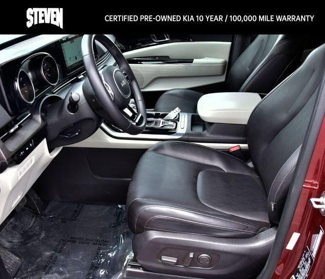 used 2024 Kia Carnival car, priced at $35,399
