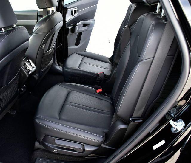 used 2023 Kia Sorento Hybrid car, priced at $31,699