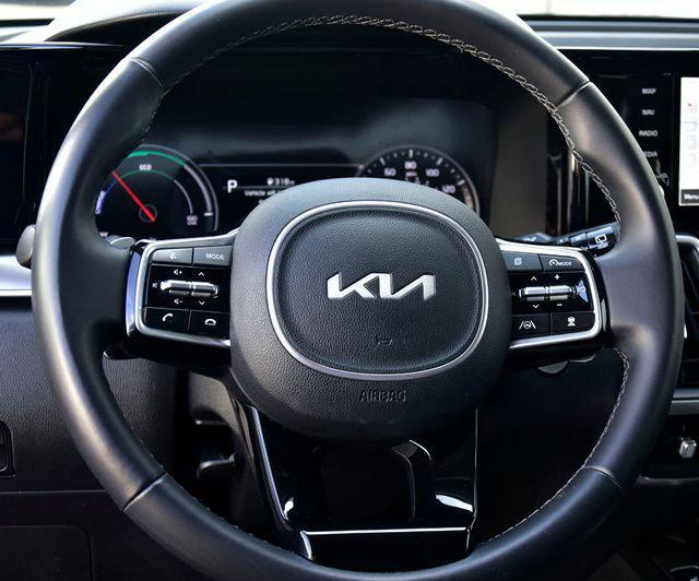 used 2023 Kia Sorento Hybrid car, priced at $31,699