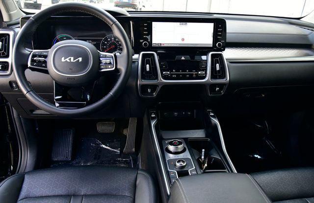 used 2023 Kia Sorento Hybrid car, priced at $31,699