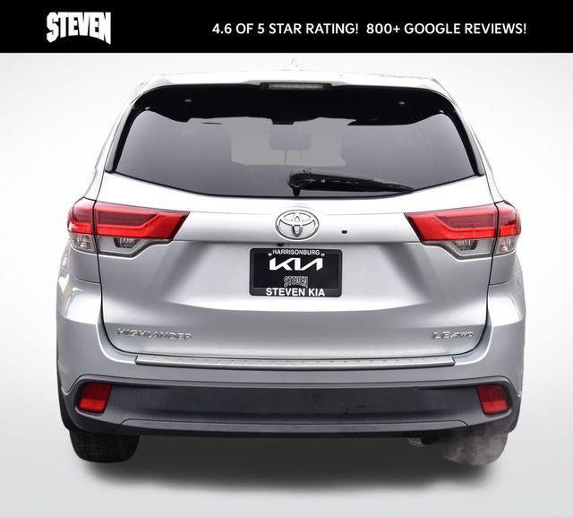 used 2019 Toyota Highlander car, priced at $21,900