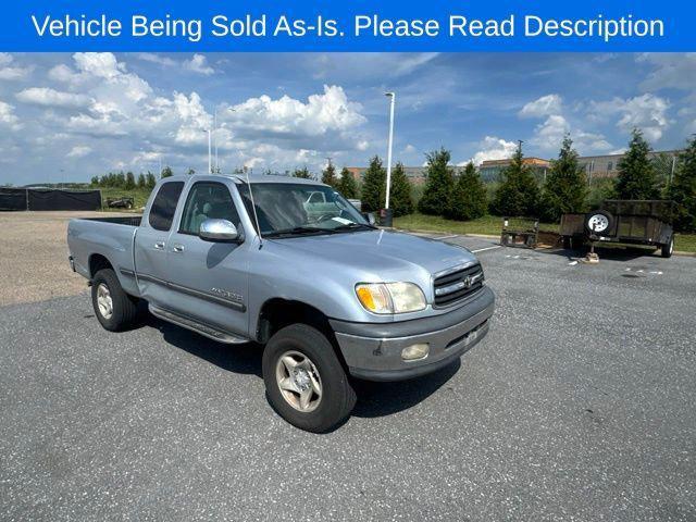 used 2000 Toyota Tundra car, priced at $5,894