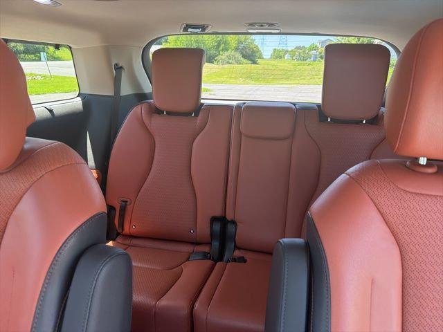 used 2022 Kia Carnival car, priced at $29,899