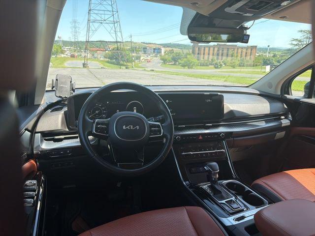used 2022 Kia Carnival car, priced at $29,899