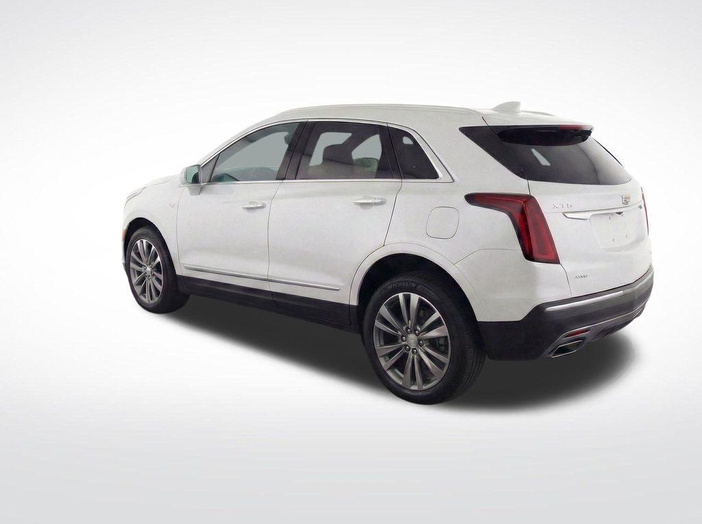 used 2022 Cadillac XT5 car, priced at $27,720