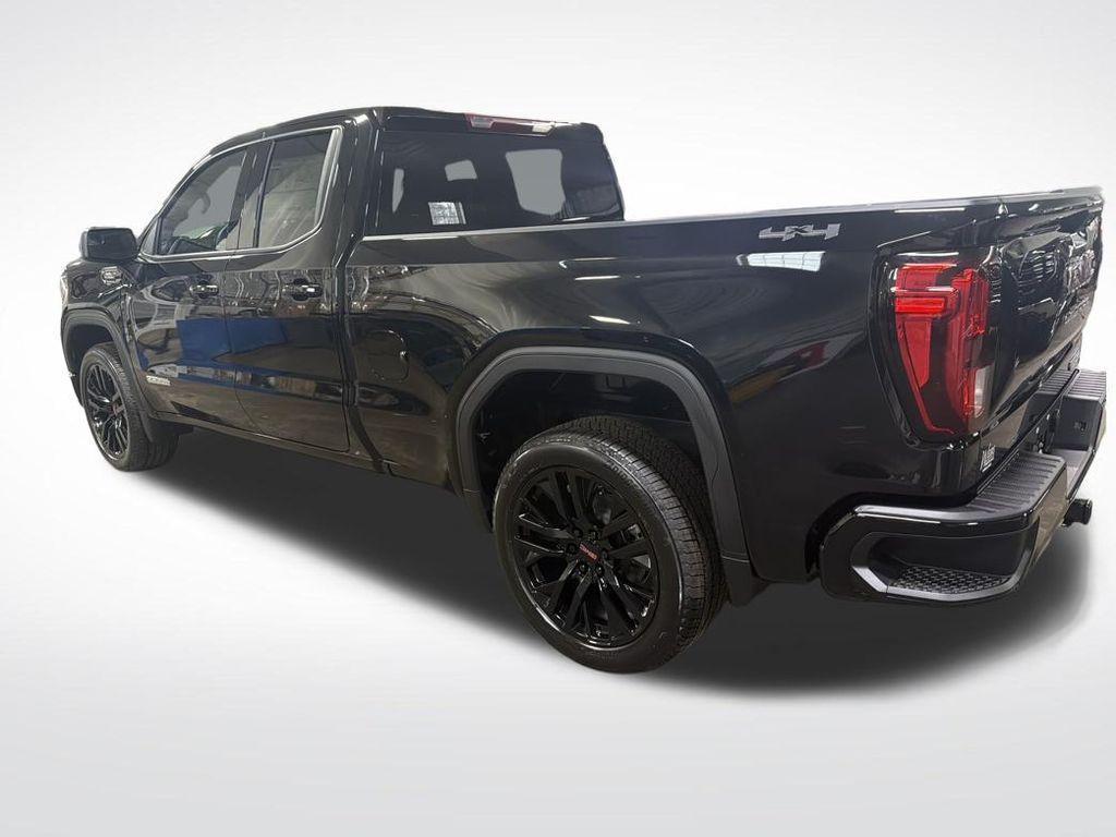 new 2026 GMC Sierra 1500 car, priced at $53,305