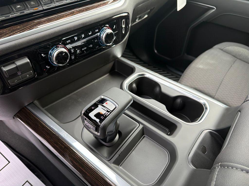 new 2026 GMC Sierra 1500 car, priced at $53,233