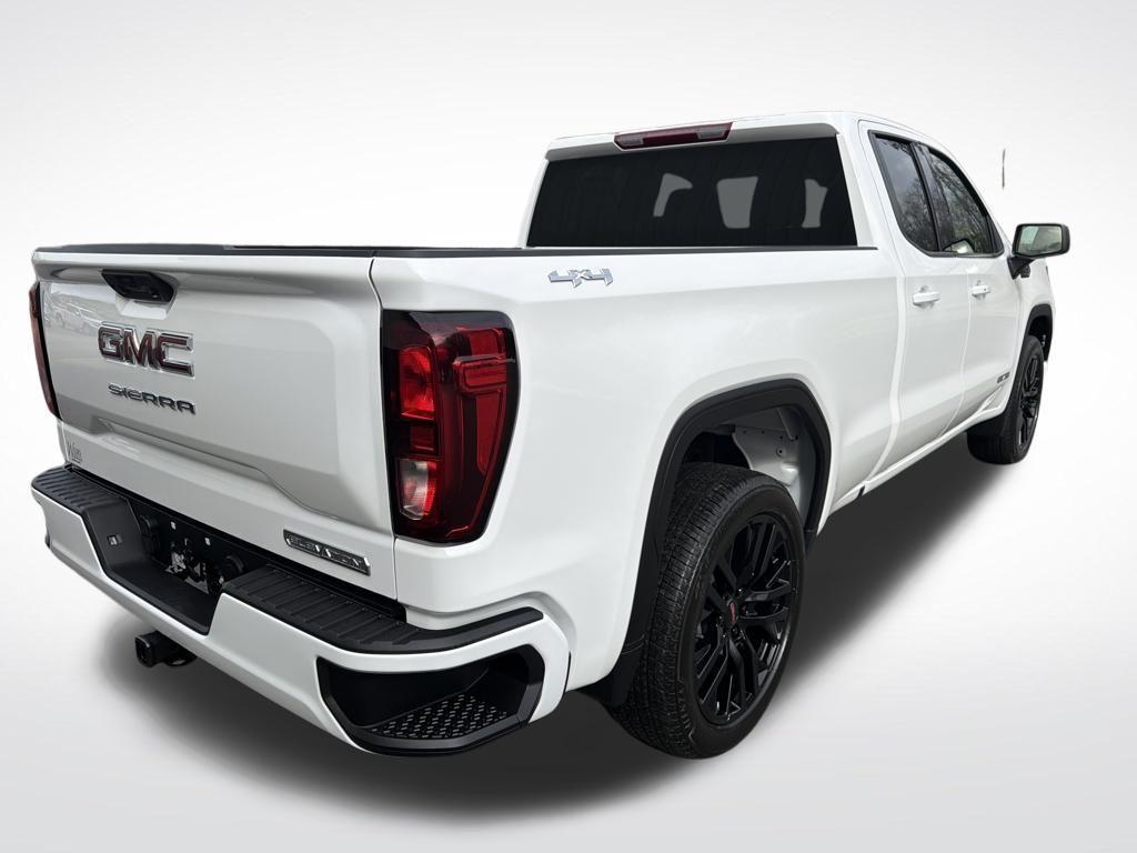 new 2026 GMC Sierra 1500 car, priced at $53,233