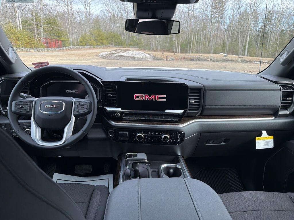 new 2026 GMC Sierra 1500 car, priced at $53,233