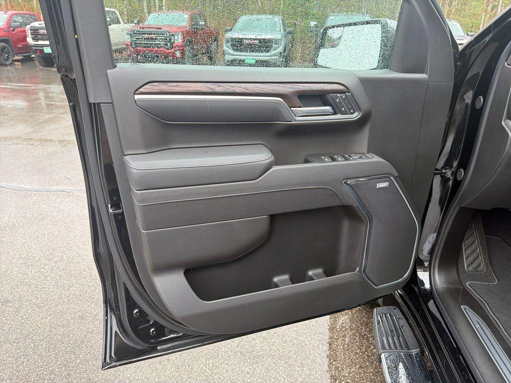 new 2026 GMC Sierra 1500 car, priced at $65,245