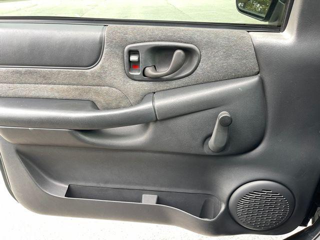 used 2002 Chevrolet S-10 car, priced at $6,950