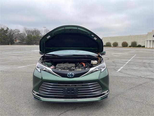 used 2021 Toyota Sienna car, priced at $44,134
