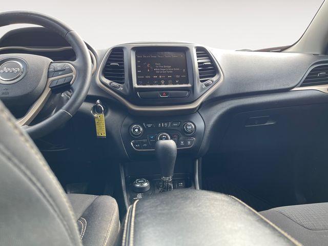 used 2016 Jeep Cherokee car, priced at $7,950