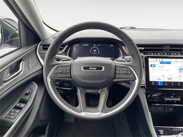 used 2023 Jeep Grand Cherokee car, priced at $29,399