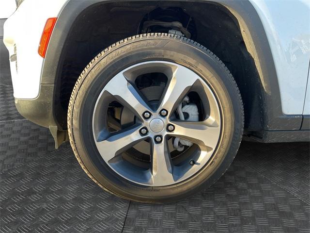 used 2023 Jeep Grand Cherokee car, priced at $29,399