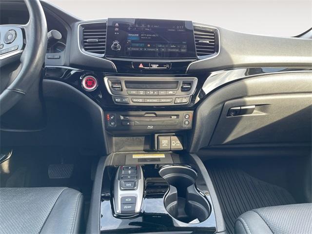 used 2020 Honda Pilot car, priced at $21,950