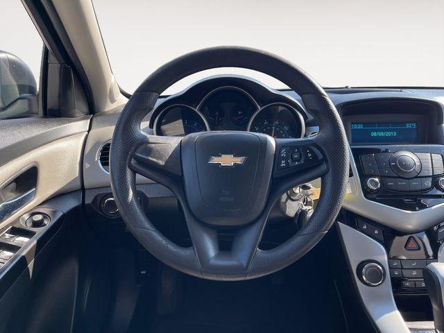 used 2014 Chevrolet Cruze car, priced at $5,950