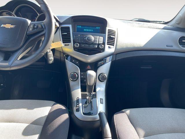 used 2014 Chevrolet Cruze car, priced at $5,950