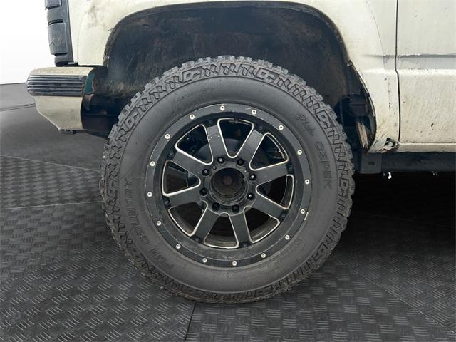 used 1993 Chevrolet 3500 car, priced at $5,950