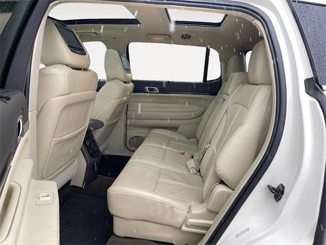 used 2013 Lincoln MKT car, priced at $9,341