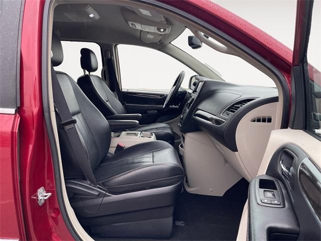 used 2015 Chrysler Town & Country car, priced at $8,932