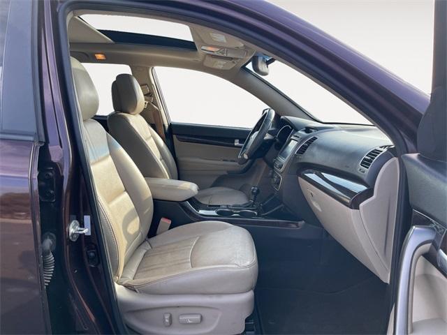 used 2014 Kia Sorento car, priced at $5,774