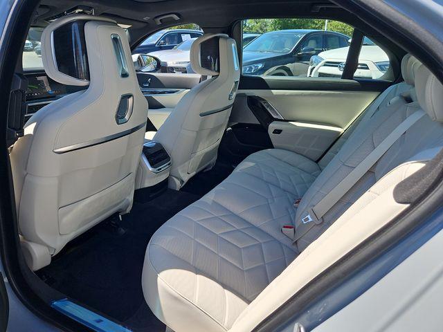 new 2025 BMW 760 car, priced at $128,450