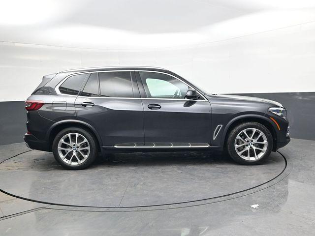 used 2021 BMW X5 car, priced at $32,900