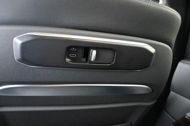 used 2025 BMW X7 car, priced at $92,232