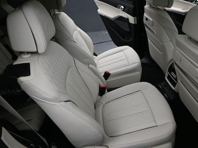 new 2026 BMW X7 car, priced at $98,100