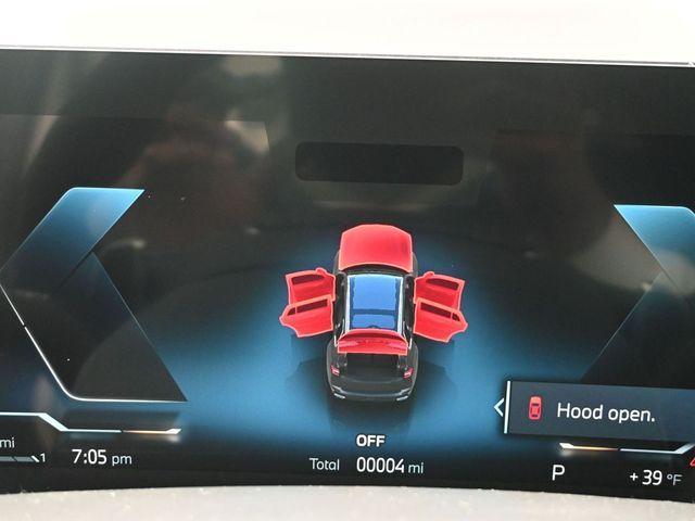 new 2026 BMW X7 car, priced at $98,100