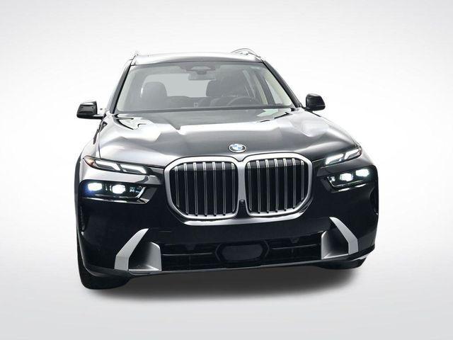 new 2026 BMW X7 car, priced at $100,880