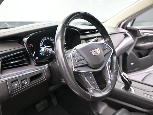 used 2019 Cadillac XT5 car, priced at $19,100