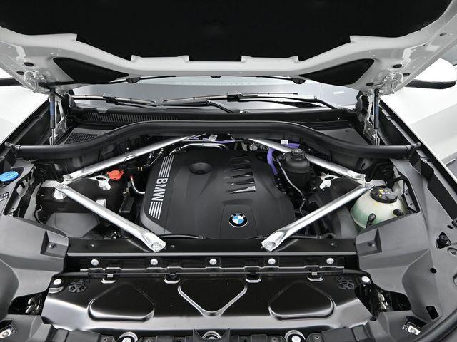 new 2026 BMW X7 car, priced at $91,885