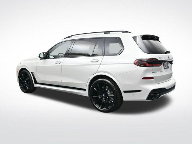new 2026 BMW X7 car, priced at $124,100