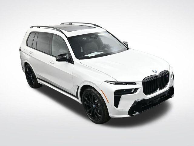 new 2026 BMW X7 car, priced at $124,100