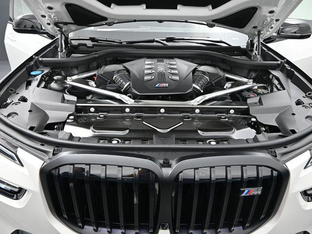 new 2026 BMW X7 car, priced at $124,100