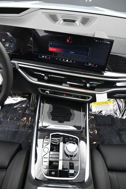 new 2026 BMW X7 car, priced at $128,010