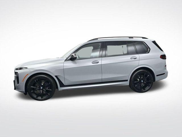 new 2026 BMW X7 car, priced at $128,010