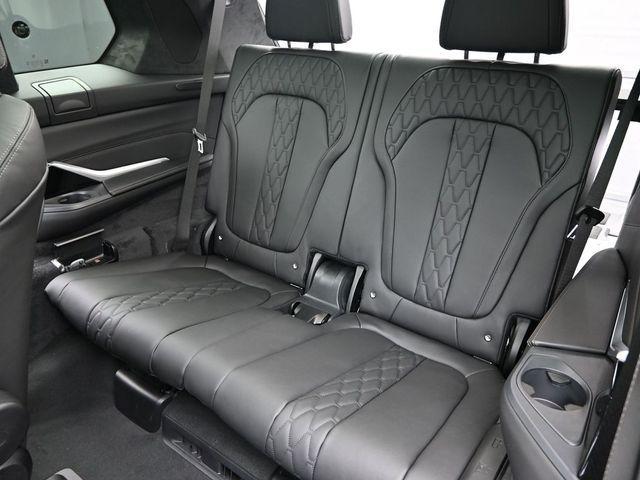 new 2026 BMW X7 car, priced at $128,010
