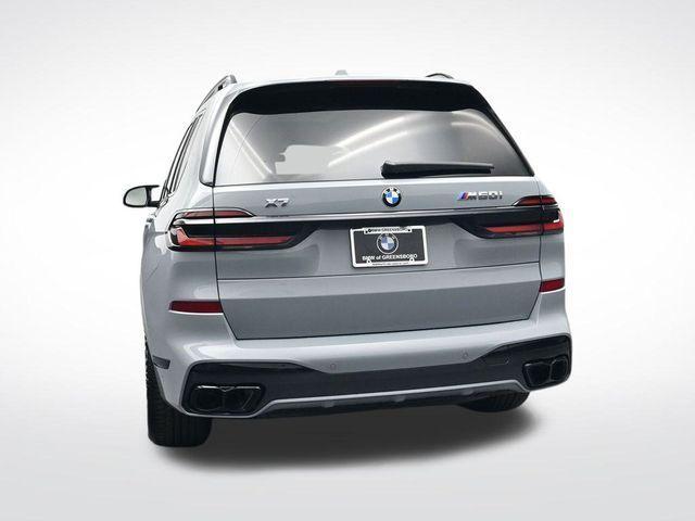 new 2026 BMW X7 car, priced at $128,010