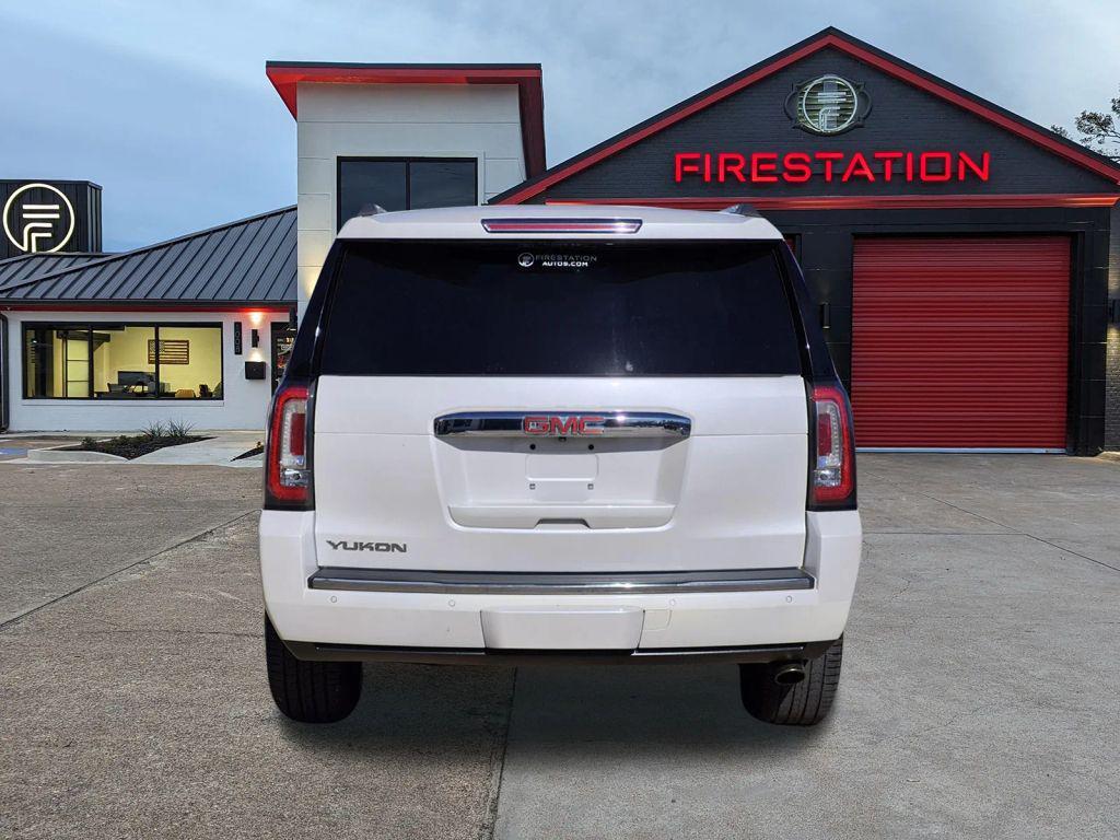 used 2018 GMC Yukon car, priced at $23,995