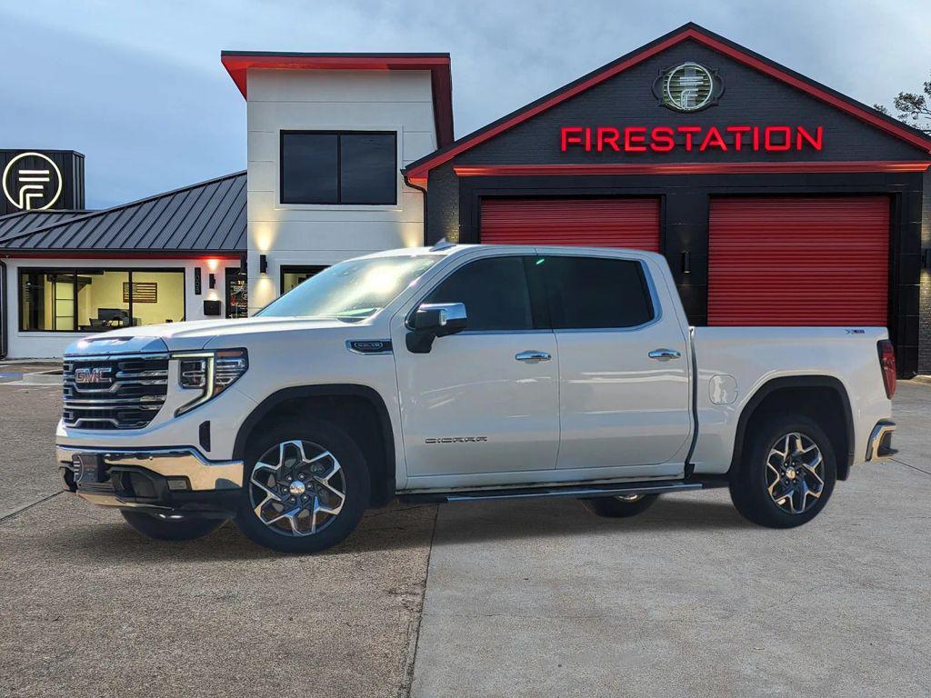 used 2023 GMC Sierra 1500 car, priced at $40,495